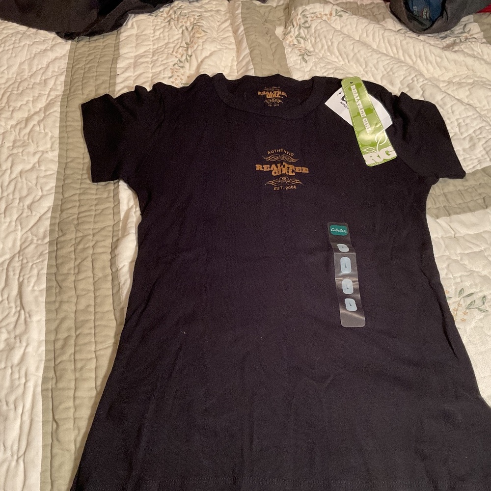 NWT cabelas brand tshirt